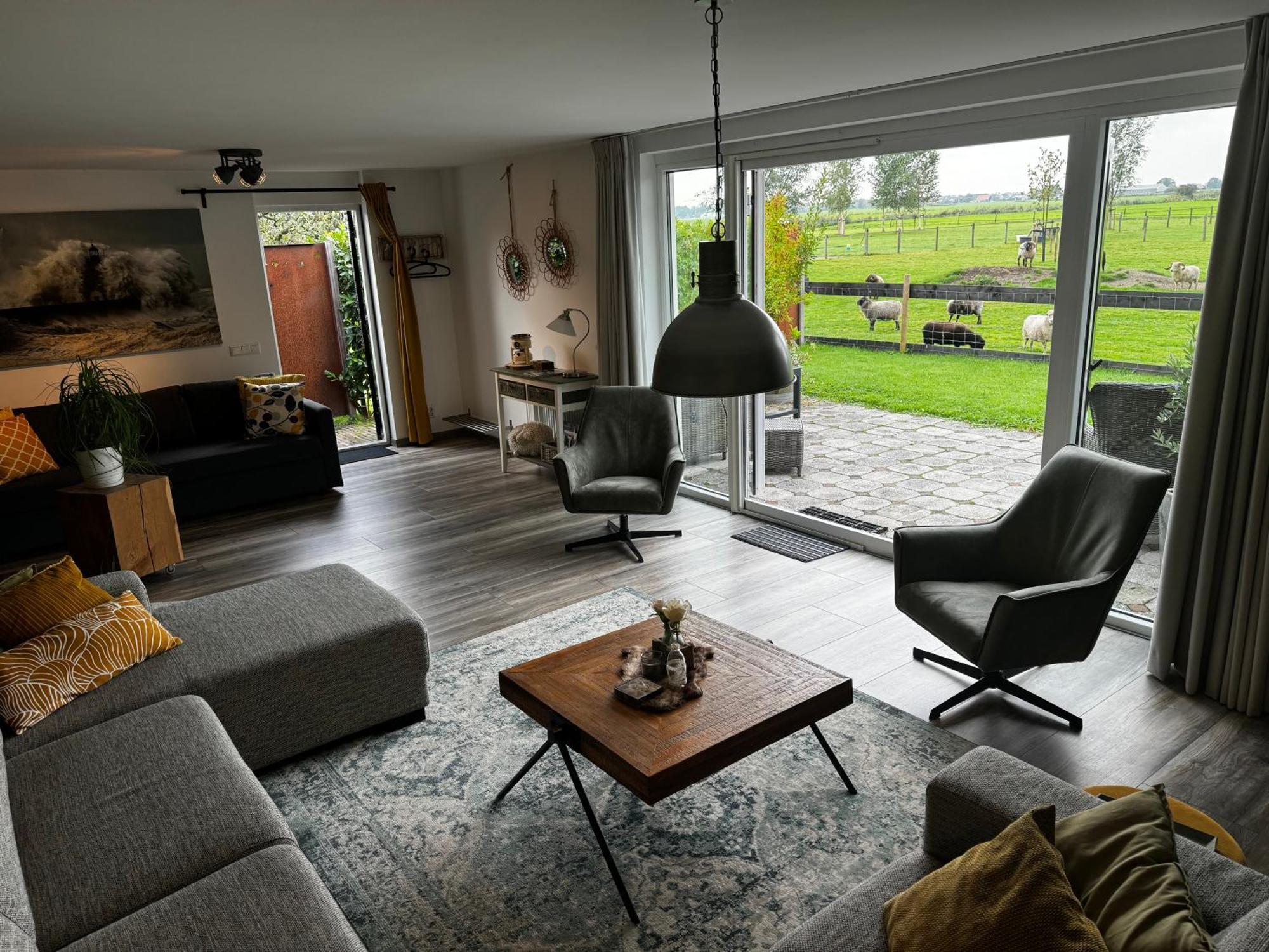 Vakantiewoning Le Garaazje 'S-Gravendeel Eksteriør billede